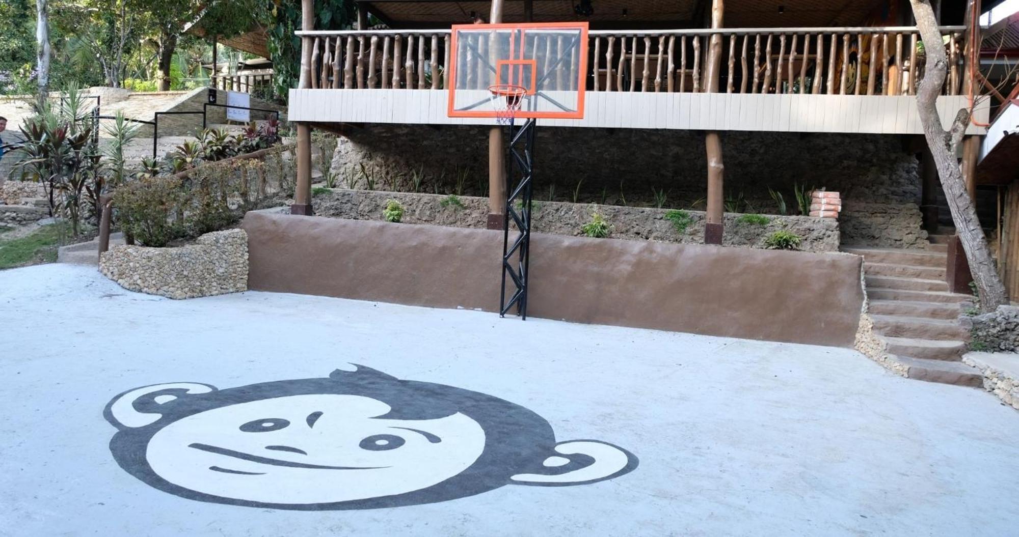 Mad Monkey Siquijor Vandrarhem Exteriör bild